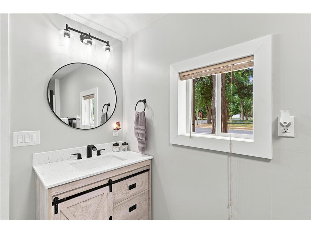 201 N Linden Street Belle Plaine MN 56011 7114192 image8