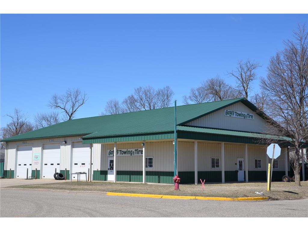 201 N Miller Avenue Litchfield MN 55355 6698301 image1