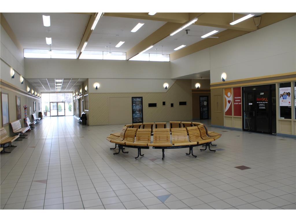 201 N Victory Drive Mankato MN 56001 6697433 image2