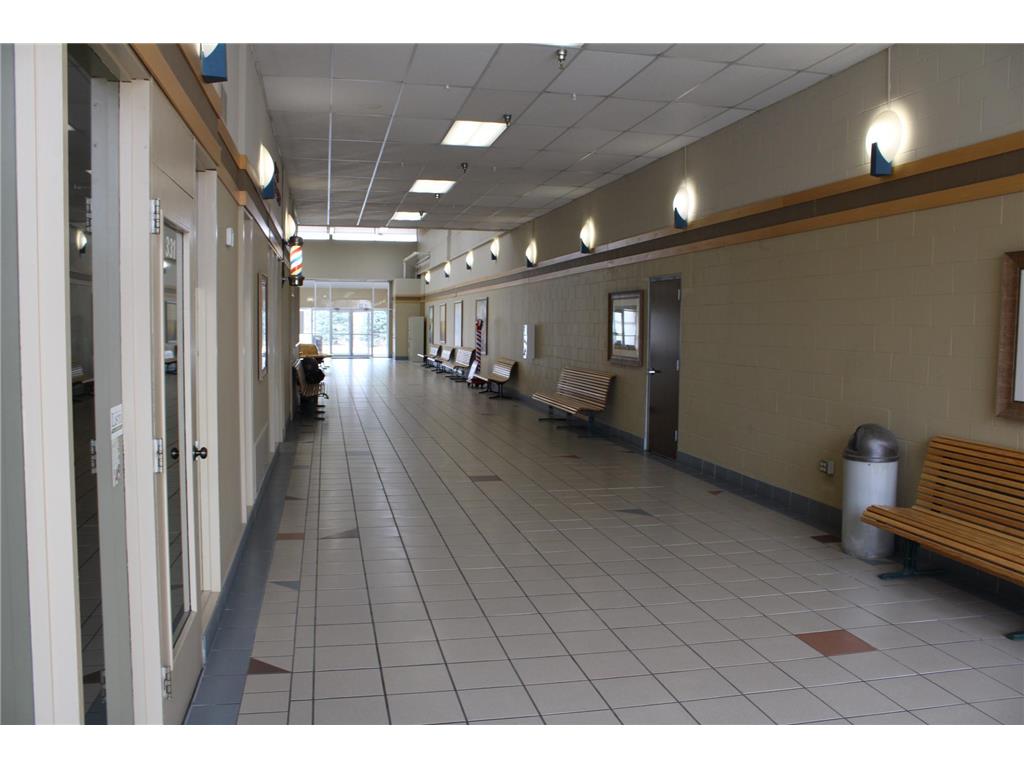 201 N Victory Drive Mankato MN 56001 6697433 image3