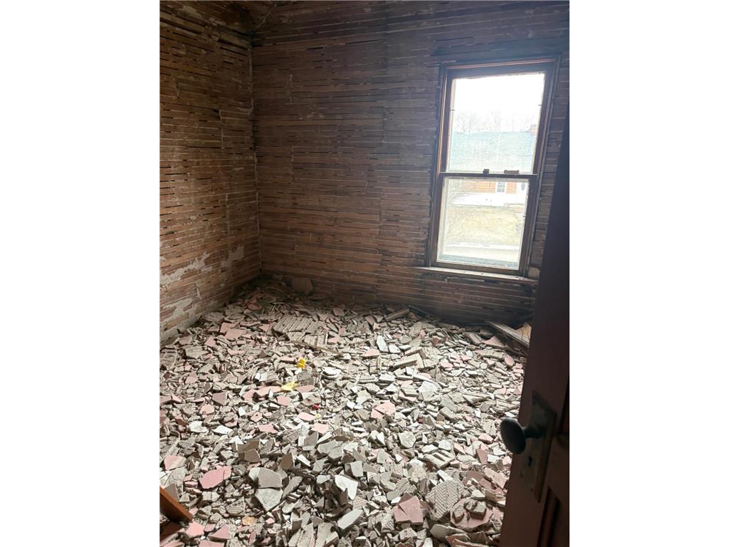 201 NW Becker Avenue Clontarf MN 56215 7053183 image17