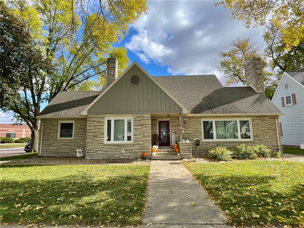 201 Ray Avenue, Springfield, MN, 56087 MLS 6432464 Edina Realty