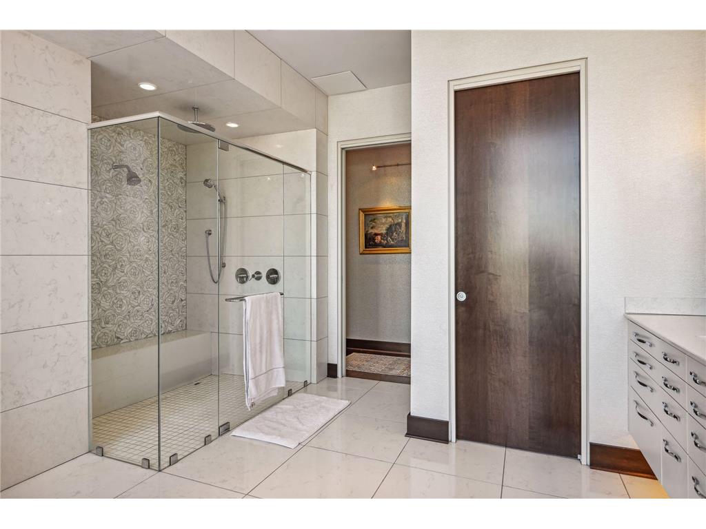 201 S 11th Street #2500 Minneapolis MN 55403 7037938 image48