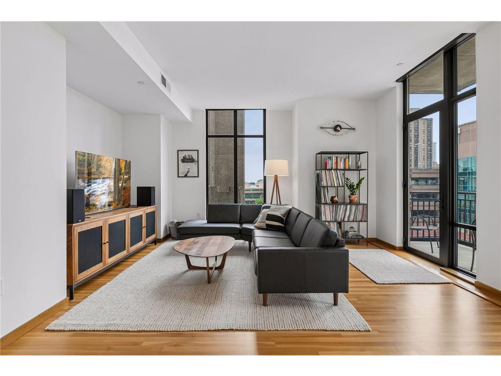 201 S 11th Street #600 Minneapolis MN 55403 7086148 image2