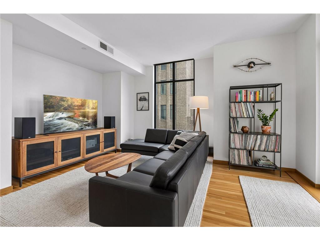 201 S 11th Street #600 Minneapolis MN 55403 7086148 image3