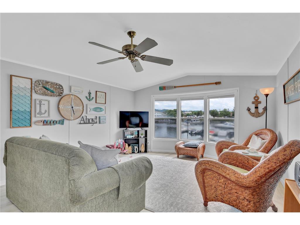 201 S Franklin Street #39 Lake City MN 55041 - PEPIN 7089707 image6