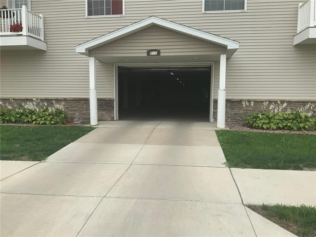 201 S Lincoln Street #105 Lake Crystal MN 56055 6424249 image1