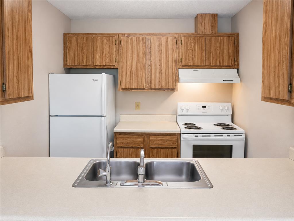 201 S Minnesota Street #G2 Redwood Falls MN 56283 7057615 image2