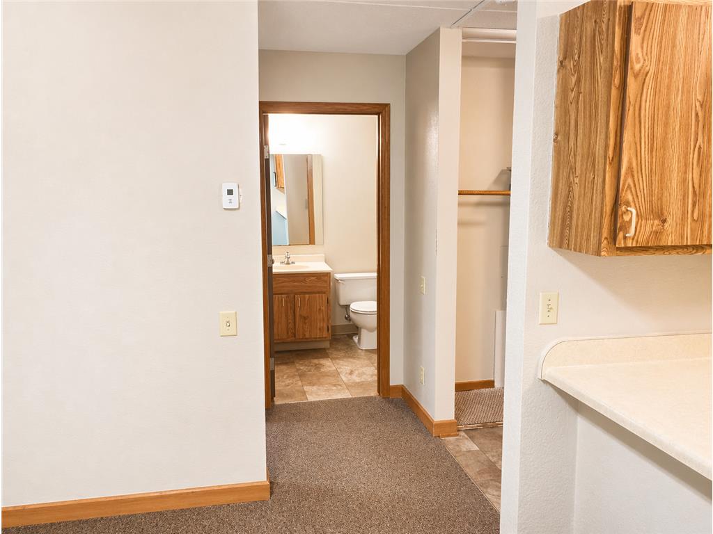201 S Minnesota Street #G2 Redwood Falls MN 56283 7057615 image5