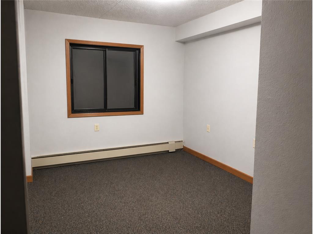 201 S Minnesota Street #G2 Redwood Falls MN 56283 7057615 image6