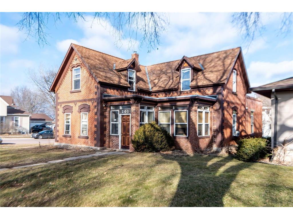 201 S State Street New Ulm MN 56073 6485343 image1