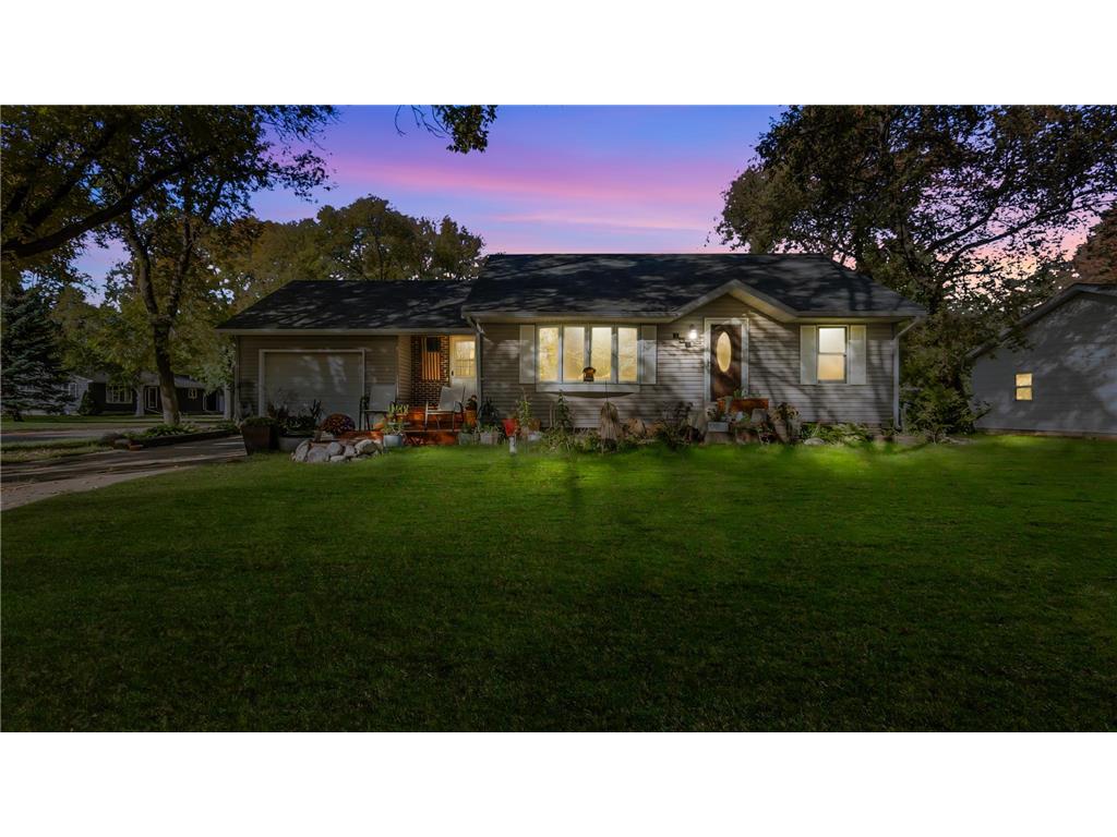 201 Summit Street Prinsburg MN 56281 6449123 image1