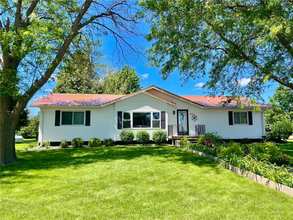 201 White Street S Comfrey MN 56019 6562967 image1