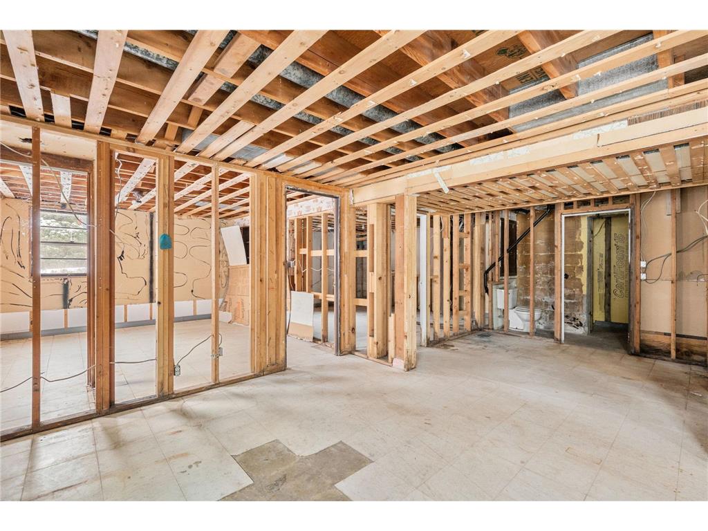 2010 11th Avenue NE Austin MN 55912 6822282 image24