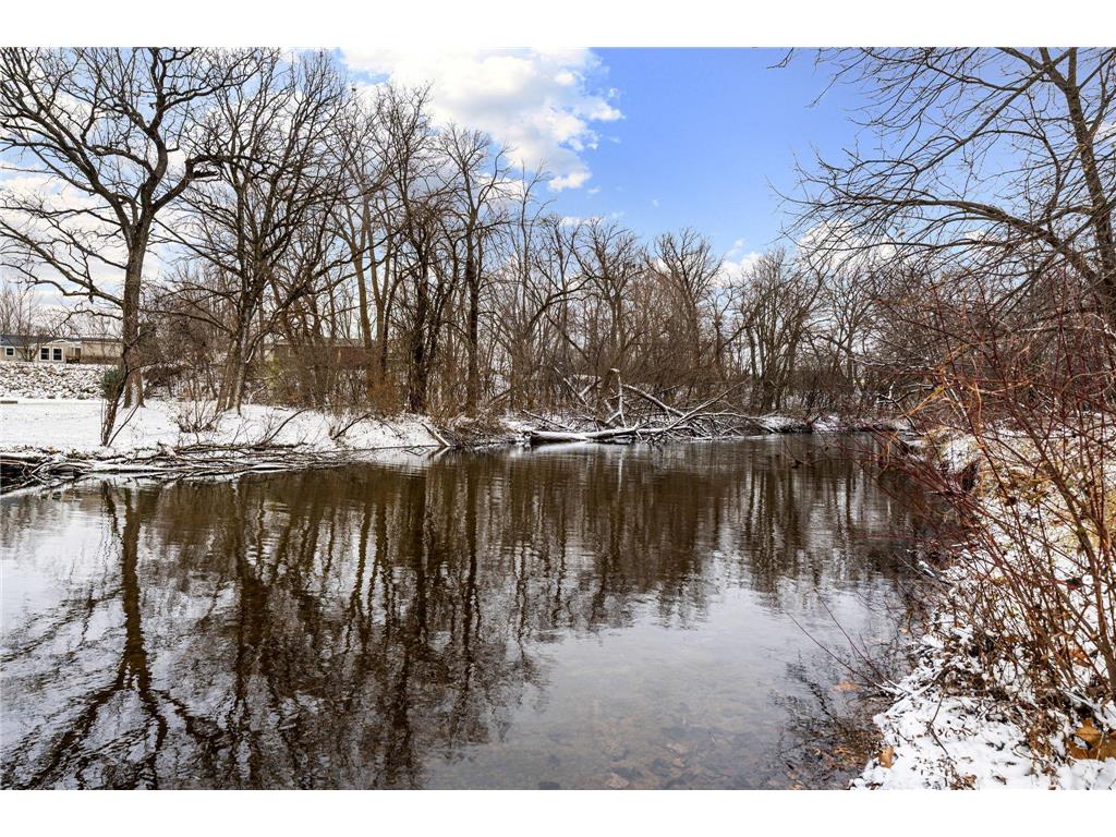 2010 11th Avenue NE Austin MN 55912 6822282 image3