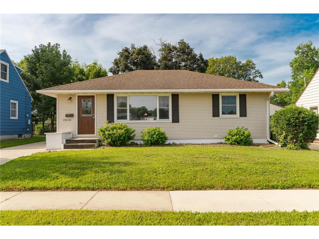 2010 16 1/2 Street NW Rochester MN 55901 6758358 image1