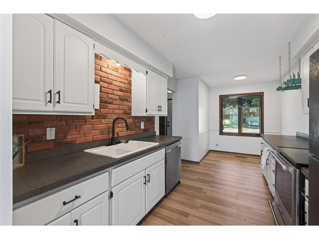 2010 Arkwright Street Maplewood MN 55117 7037831 image12