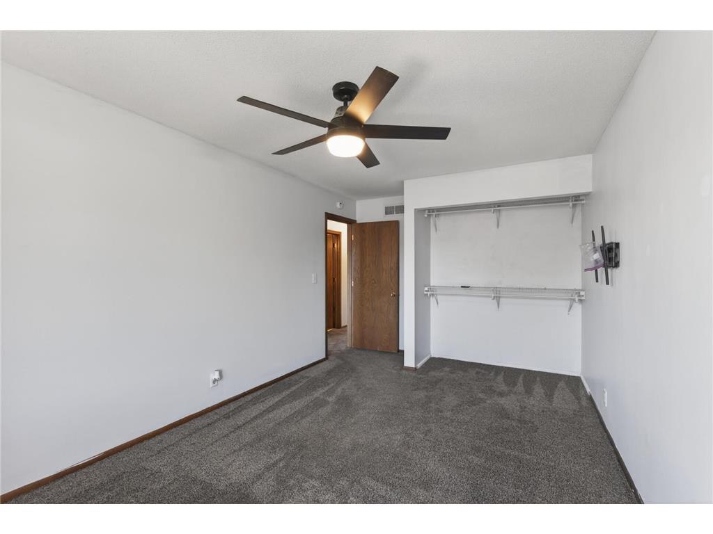2010 Arkwright Street Maplewood MN 55117 7037831 image19