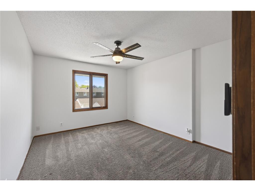 2010 Arkwright Street Maplewood MN 55117 7037831 image20