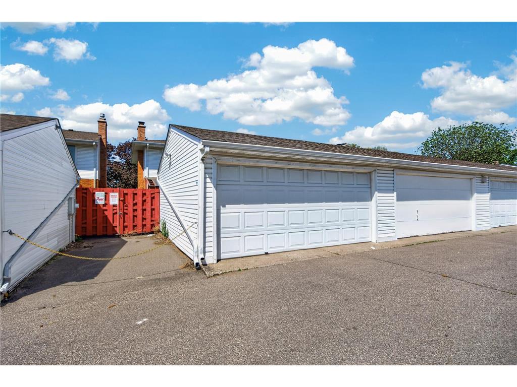 2010 Arkwright Street Maplewood MN 55117 7037831 image28