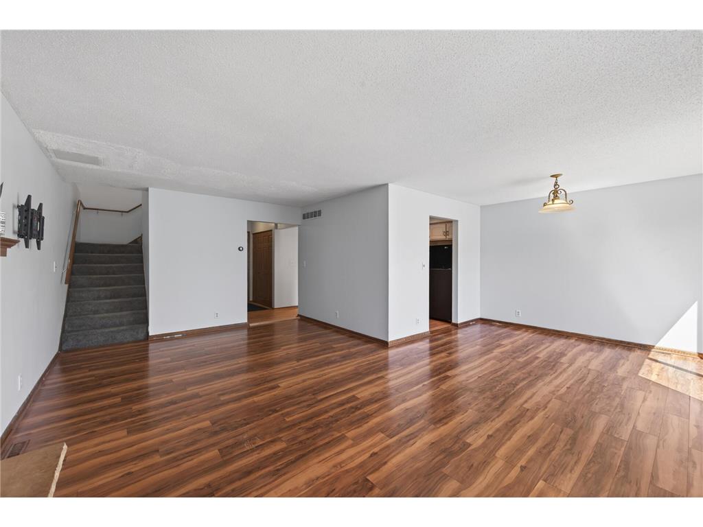 2010 Arkwright Street Maplewood MN 55117 7037831 image8