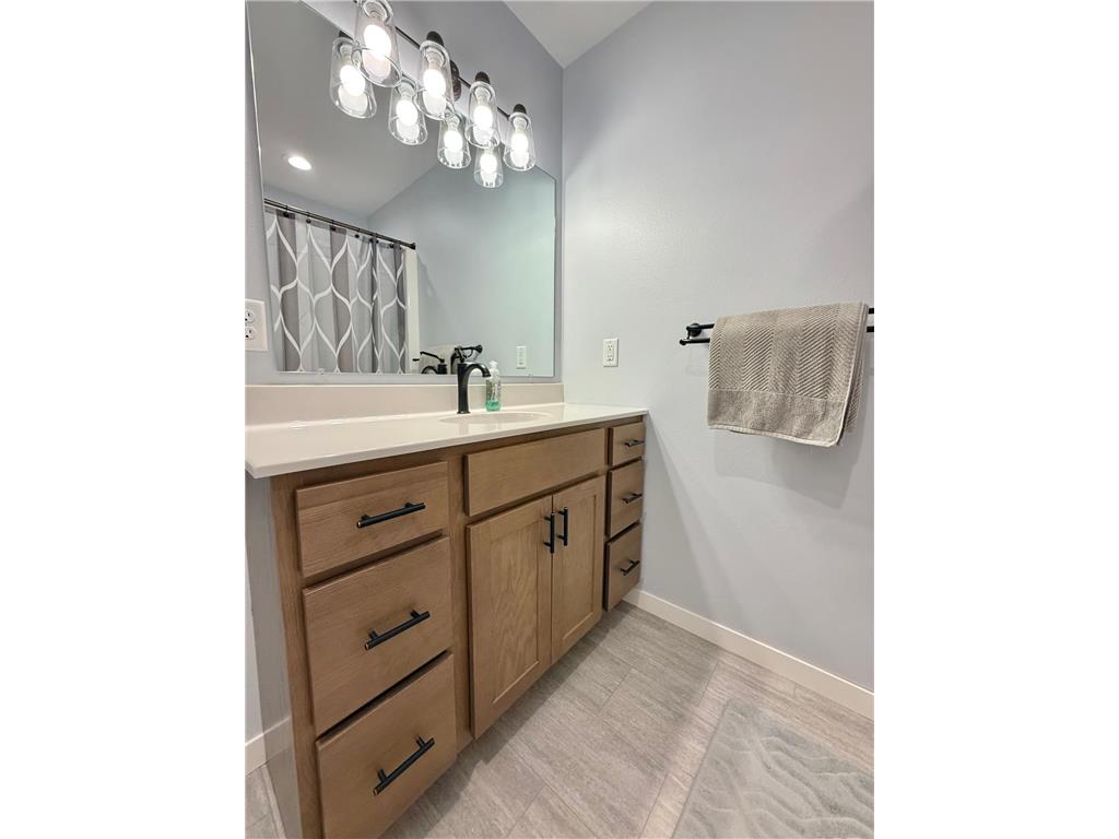 2010 Nelson Drive Thief River Falls MN 56701 6750742 image27