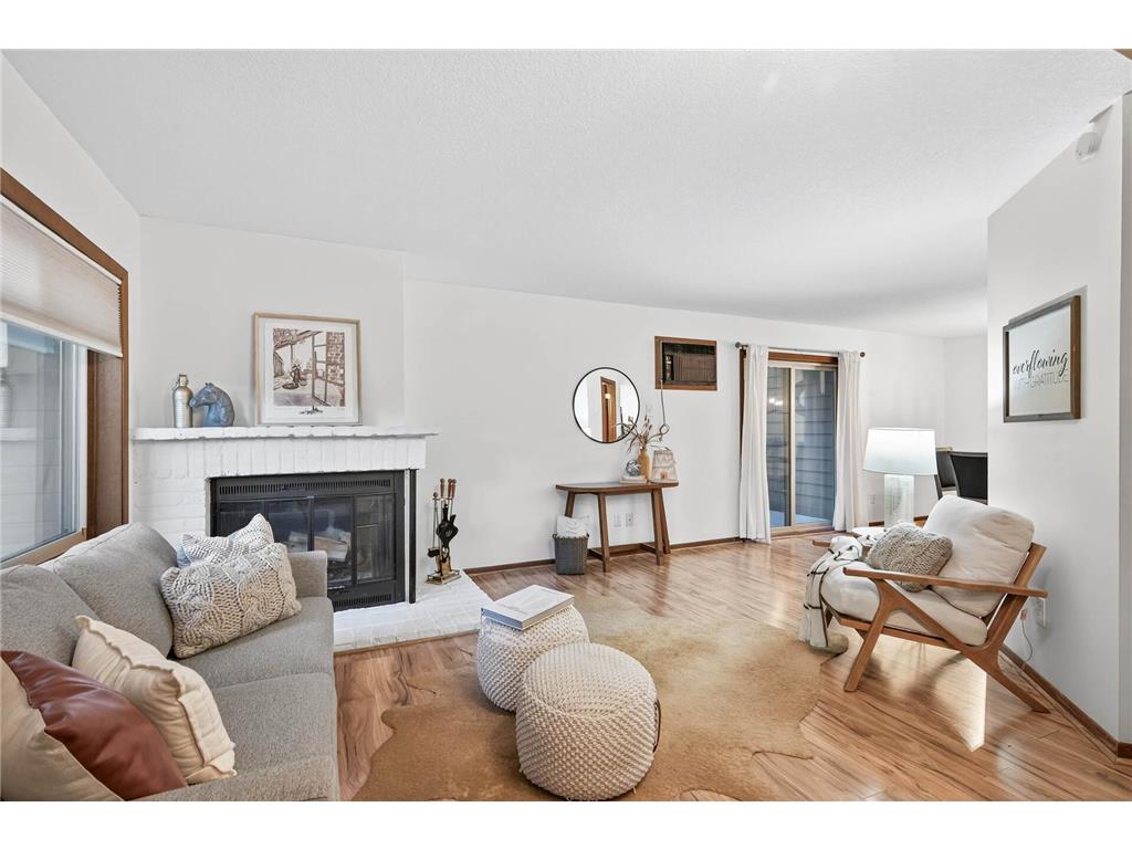 2010 Ridge Drive #13 Saint Louis Park MN 55416 7061096 image1
