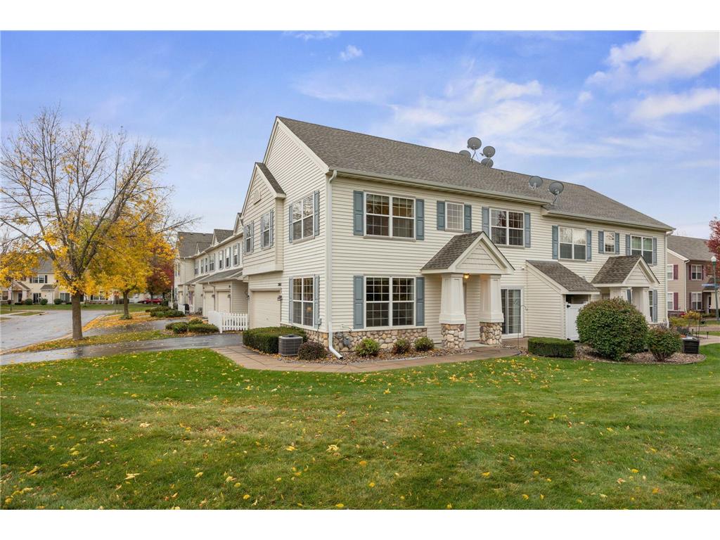 2010 Stahlke Way Chaska MN 55318 6806577 image1