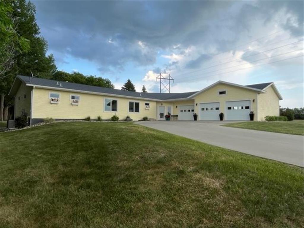 2010 Tower View Road Fergus Falls Twp MN 56537 6376369 image1