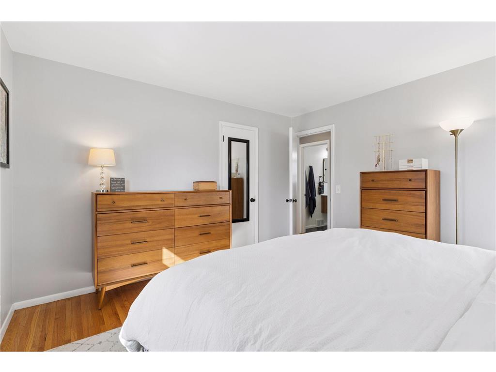 2010 W 54th Street Minneapolis MN 55419 7086094 image17