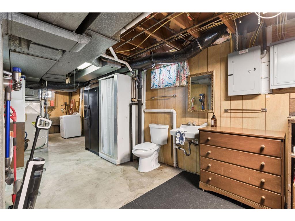 2010 W 54th Street Minneapolis MN 55419 7086094 image32