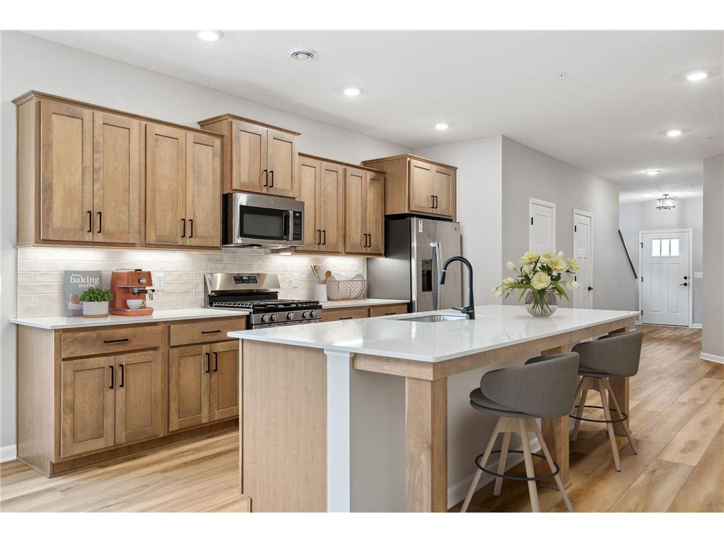 20108 78th Place Corcoran MN 55340 6651729 image1