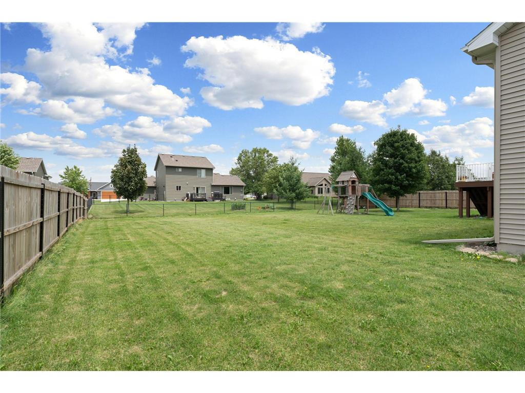 2011 12th Avenue NE Austin MN 55912 7104358 image11