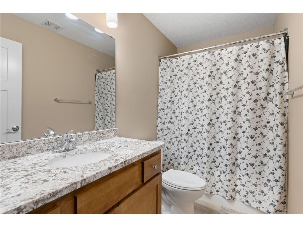 2011 12th Avenue NE Austin MN 55912 7104358 image39