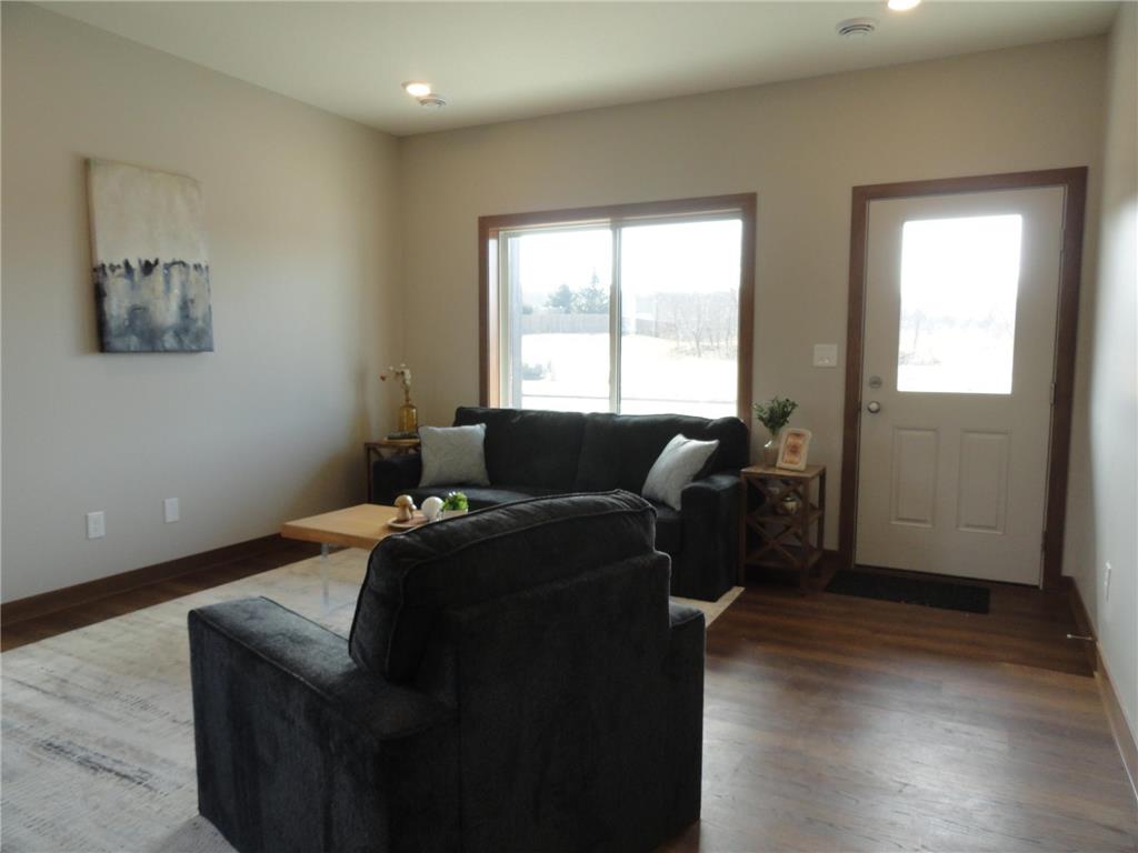 2011 20th Street Zumbrota MN 55992 6803629 image5