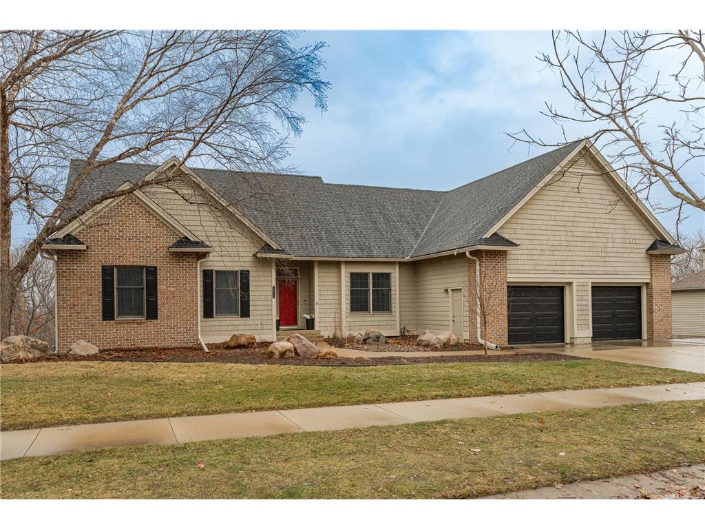 2011 Baihly Heights Drive SW Rochester MN 55902 7013079 image1