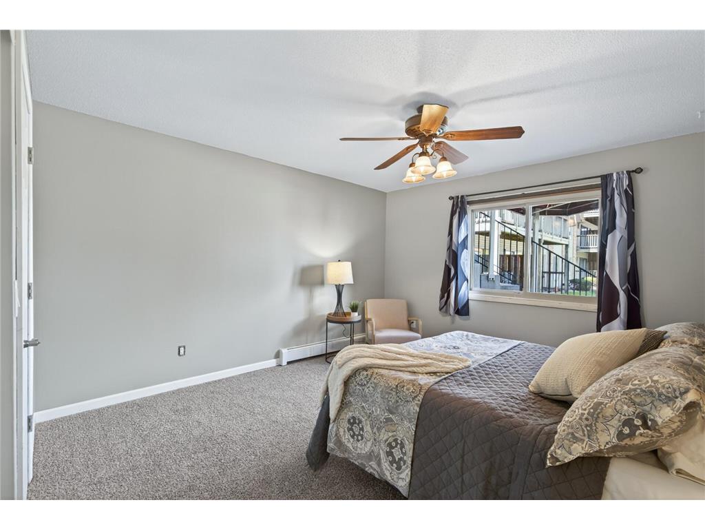 2011 E 122nd Street #D1 Burnsville MN 55337 7063302 image17