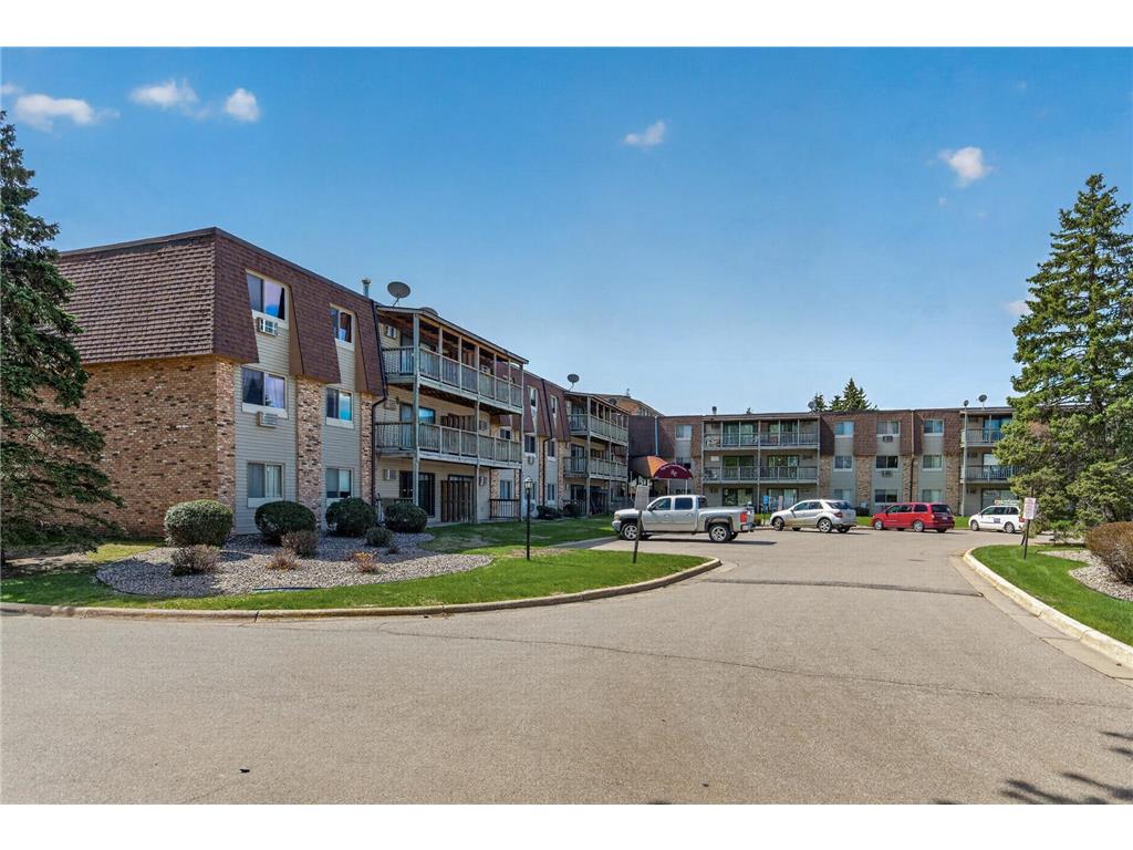2011 E 122nd Street #D1 Burnsville MN 55337 7063302 image31