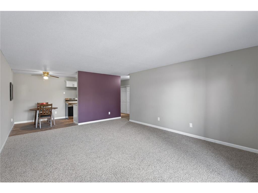 2011 E 122nd Street #D1 Burnsville MN 55337 7063302 image8