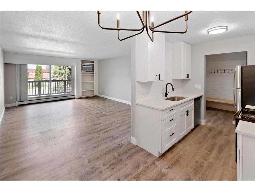 2011 E 122nd Street #D11 Burnsville MN 55337 7068781 image1