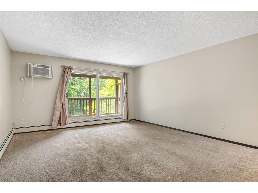 2011 E 122nd Street #D24 Burnsville MN 55337 7039086 image9