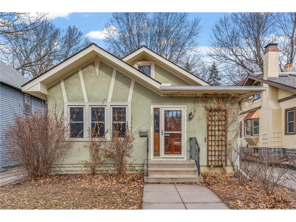 2011 SE Franklin Avenue Minneapolis MN 55404 6488659 image1