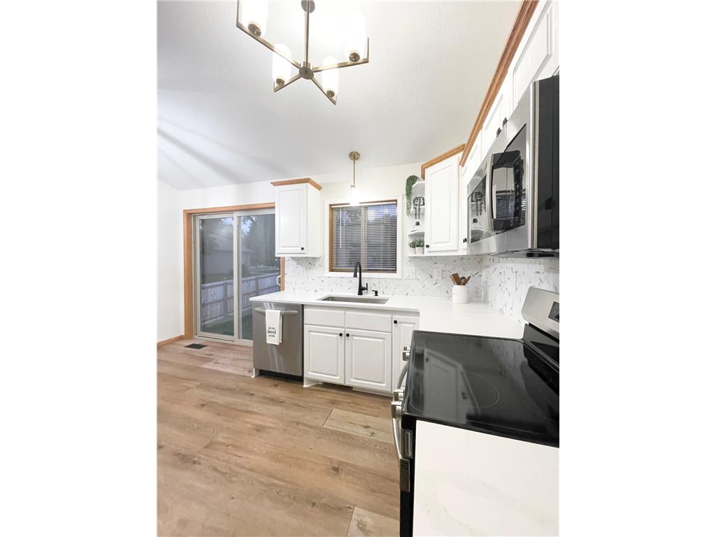 2011 Lake View Drive Jordan MN 55352 7103551 image11
