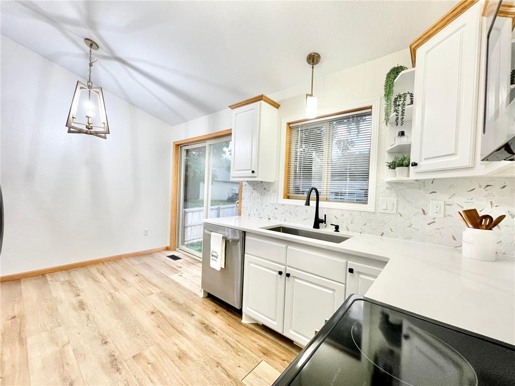 2011 Lake View Drive Jordan MN 55352 7103551 image12