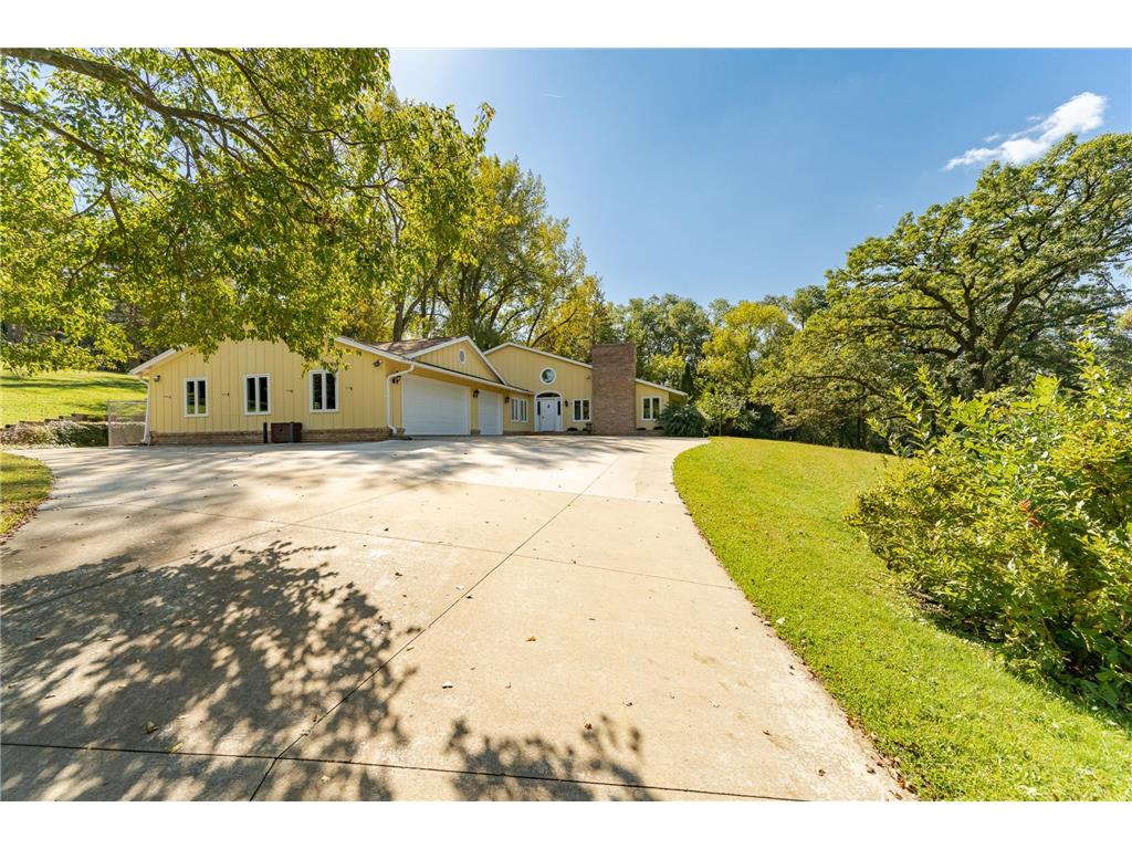 2011 Merrihills Drive SW Rochester MN 55902 6796688 image1