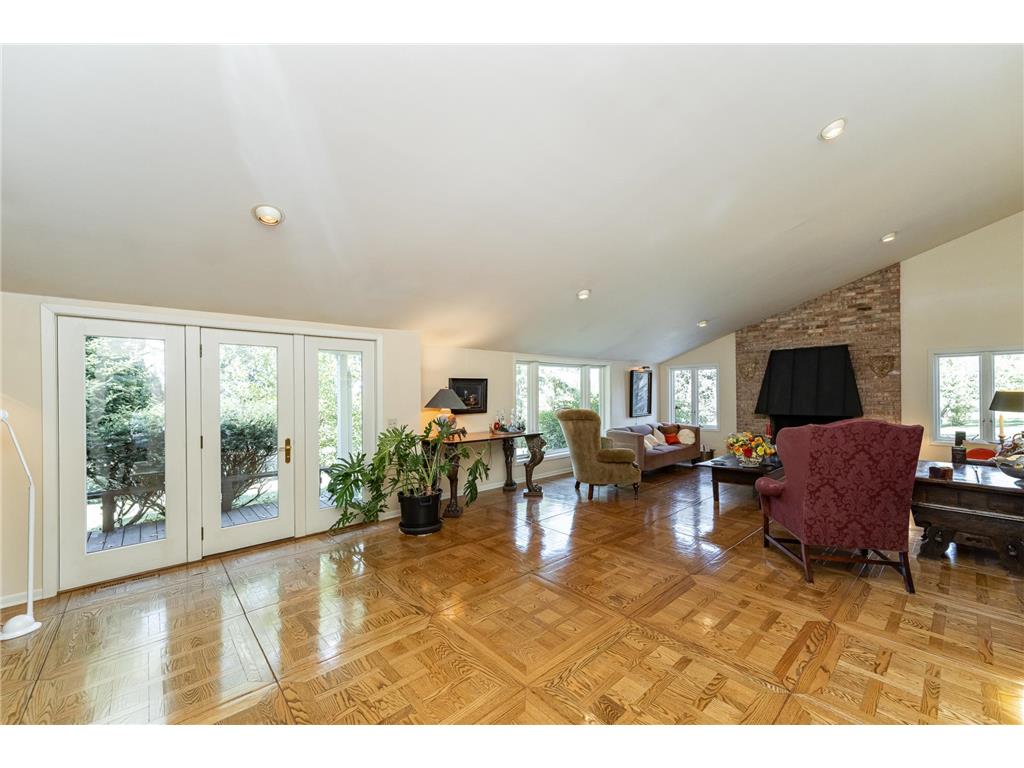 2011 Merrihills Drive SW Rochester MN 55902 6796688 image11