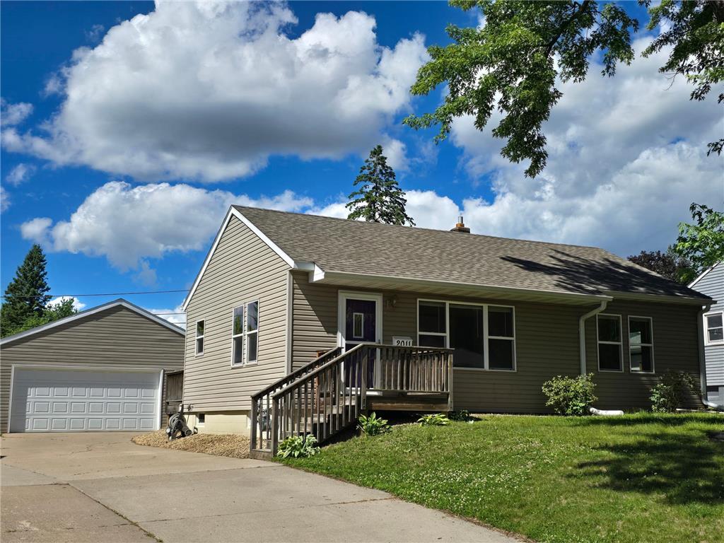 2011 Northwood Drive North Saint Paul MN 55109 7096607 image1
