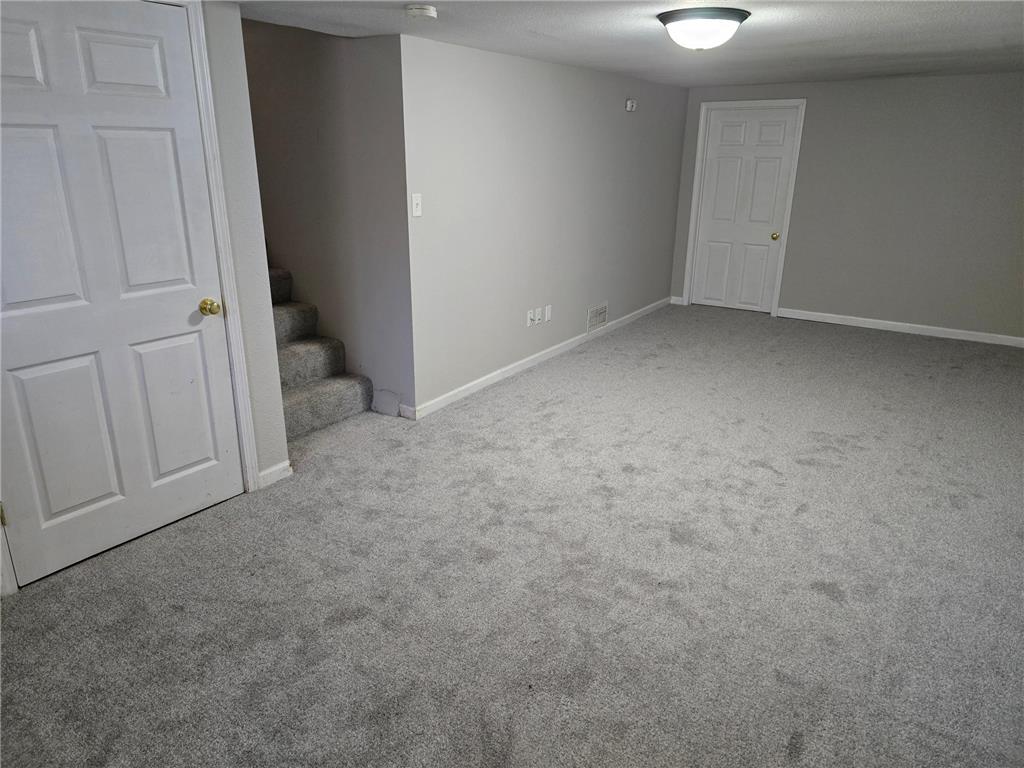 2011 Northwood Drive North Saint Paul MN 55109 7096607 image16