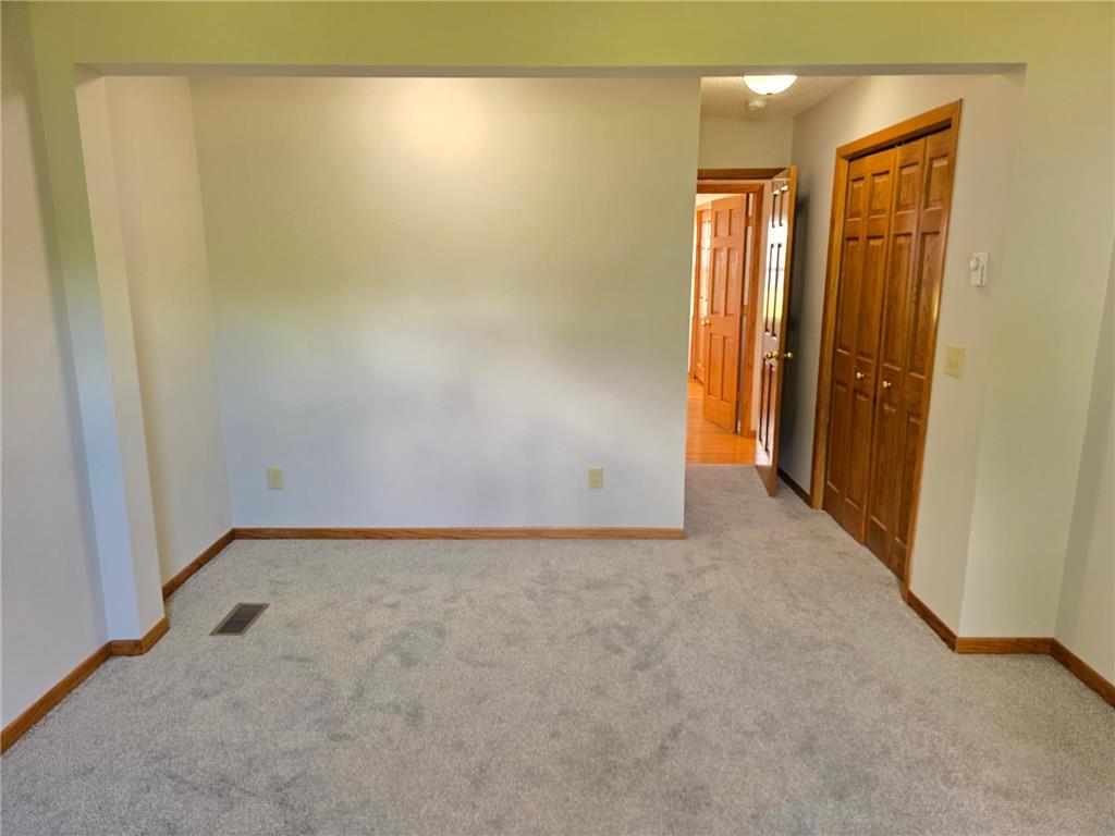 2011 Northwood Drive North Saint Paul MN 55109 7096607 image21