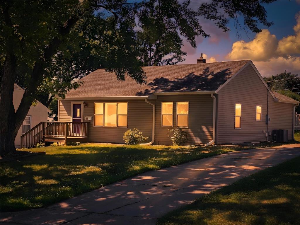 2011 Northwood Drive North Saint Paul MN 55109 7096607 image25